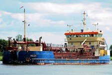 8957156.jpg