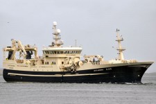 9414709.jpg