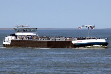 9416159.jpg