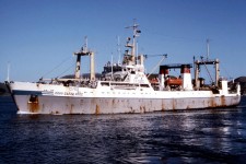 8721040.jpg